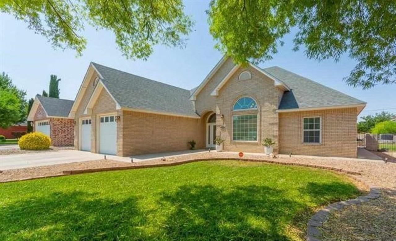 1606 W Runyan Ave - Photo 2 of 30