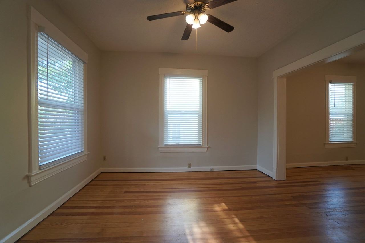 808 E Kiowa St - Photo 4 of 20