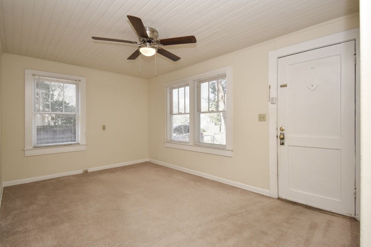 517 Nw 27th Ave - Photo 5 of 19