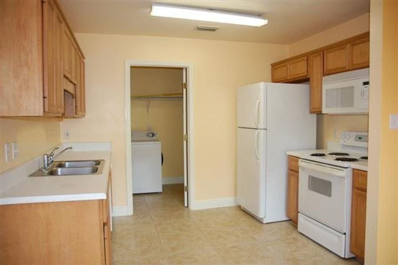 2340 Havenbrook Ct - Photo 3 of 5