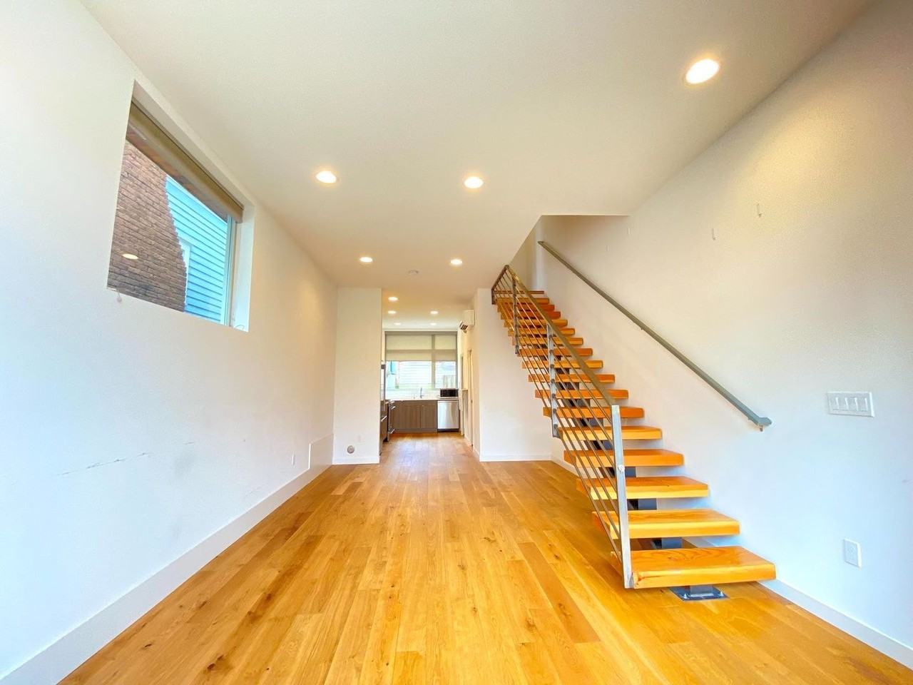 3043A 21st Ave W - Photo 3 of 19