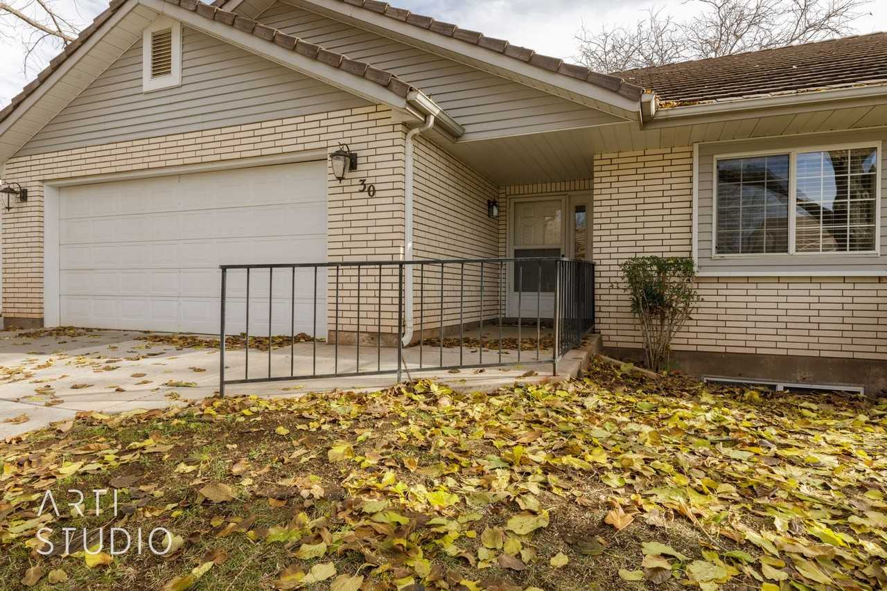 351 S Valley View Dr #30 - Photo 5 of 46