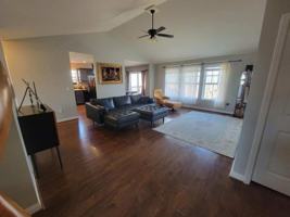 featured image of 230 Settlers Pass