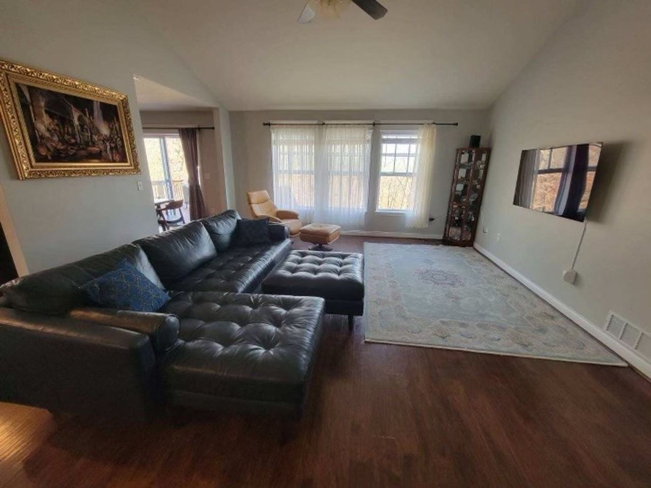 230 Settlers Pass - Photo 3 of 29