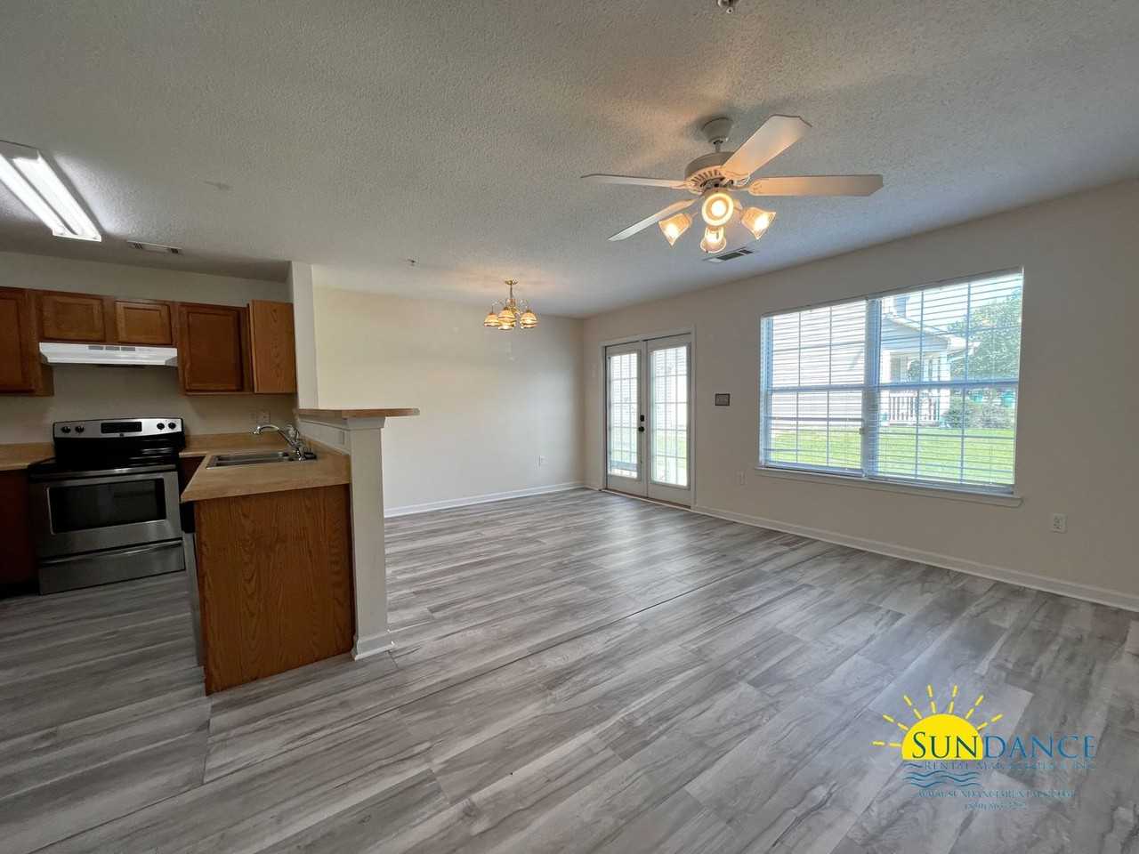 277 Swaying Pine Ct - Photo 2 of 14