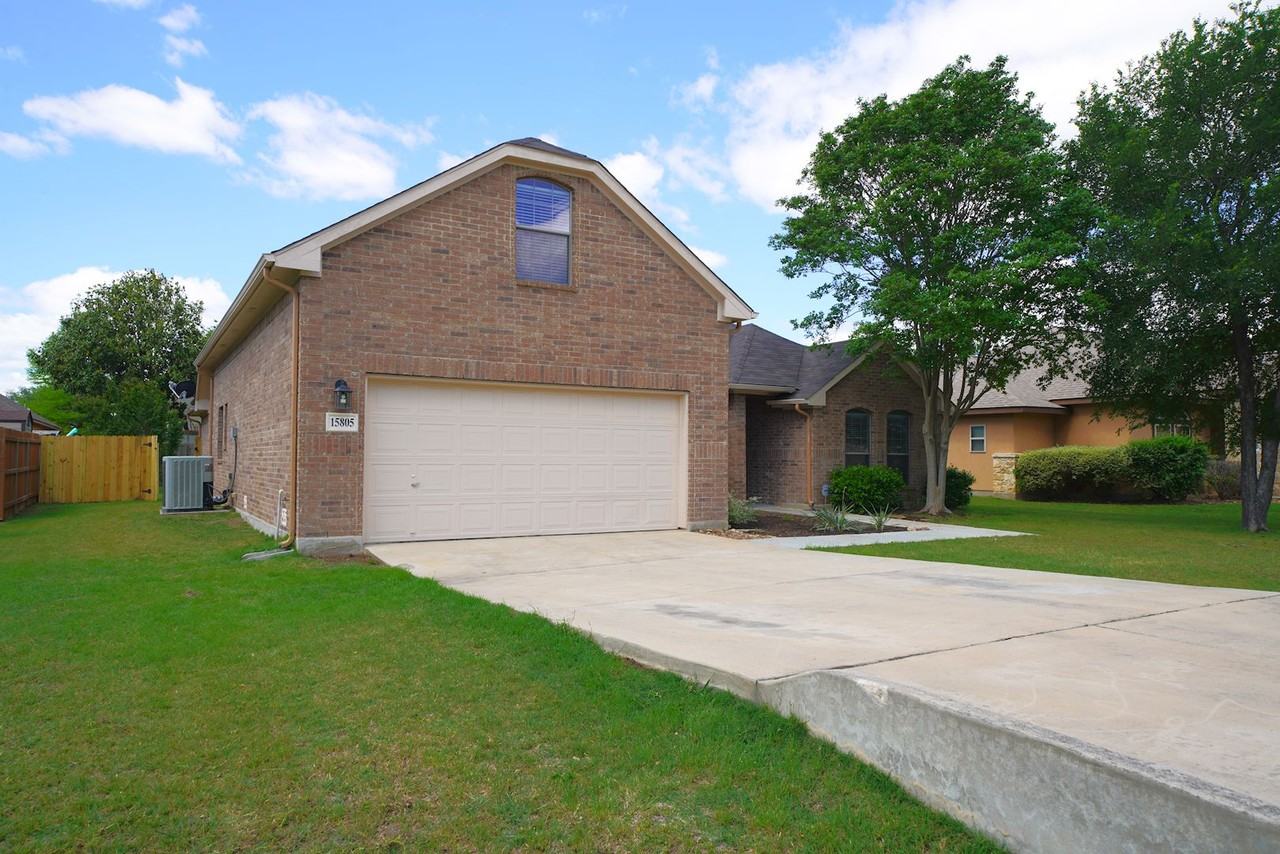 15805 Fair Ln - Photo 3 of 50