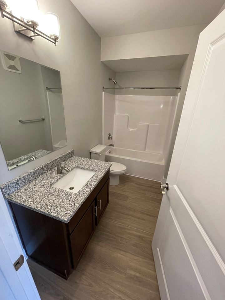 Preston Valley Apartments - Photo 7 of 34