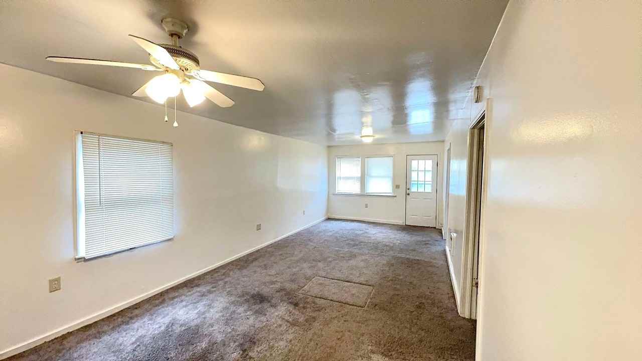 Kentucky Ave Fourplex - Photo 2 of 13