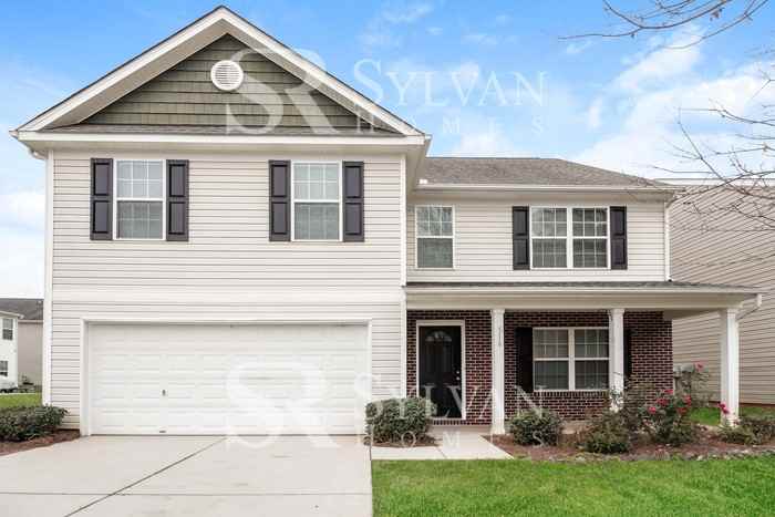 516 Tarrington Dr - Photo 2 of 17