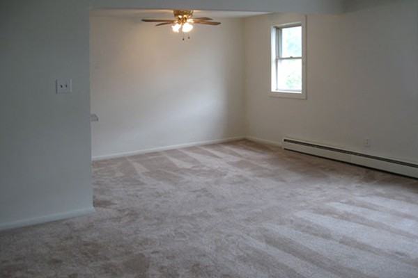 Heather Glen - Photo 2 of 5