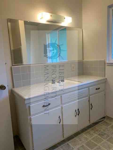 4552 N Del Mar Ave #NA - Photo 3 of 18