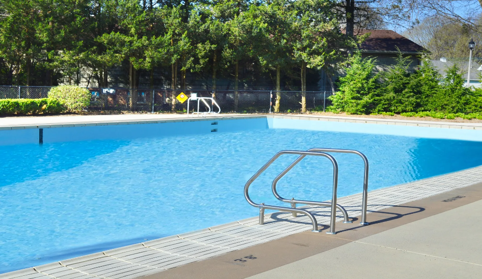 102 Fairfax Cir - Photo 2 of 4