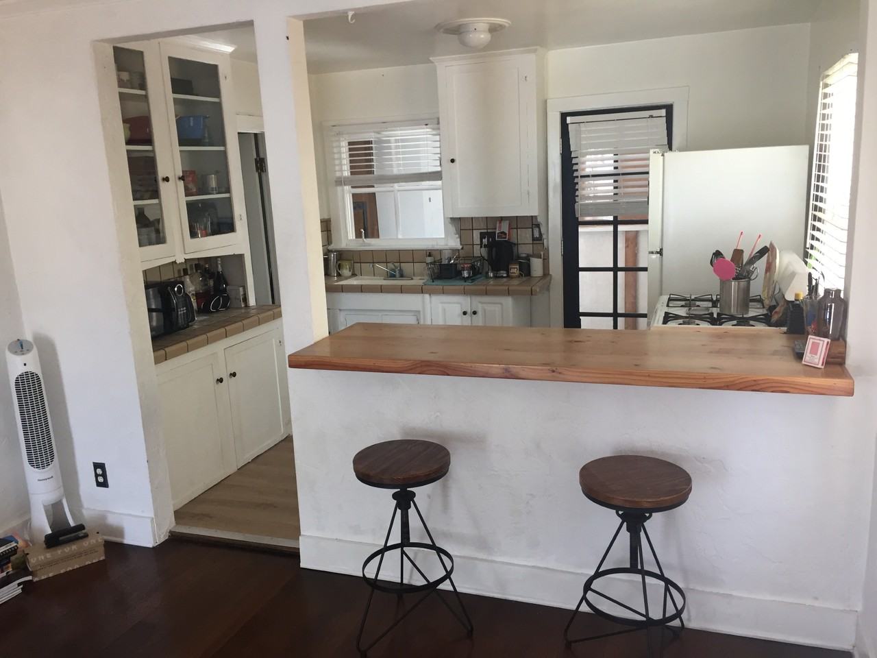 104 N Guadalupe Ave #NA - Photo 4 of 13