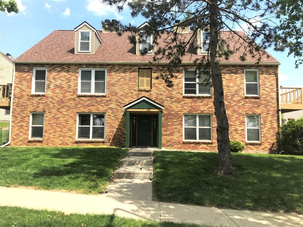 3001 Cimarron Trl #3