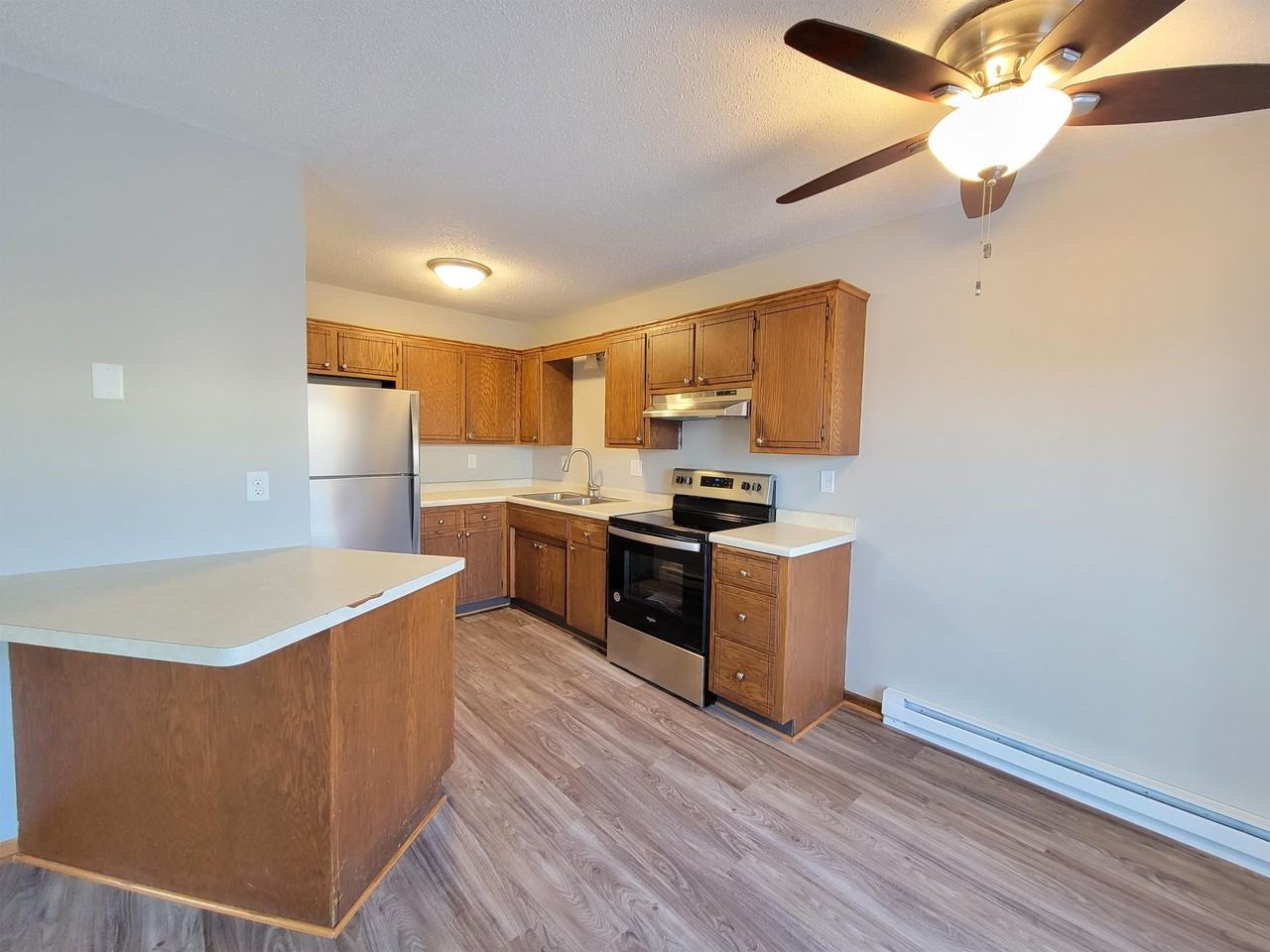 204 18th St Sw #5 - Photo 2 of 15