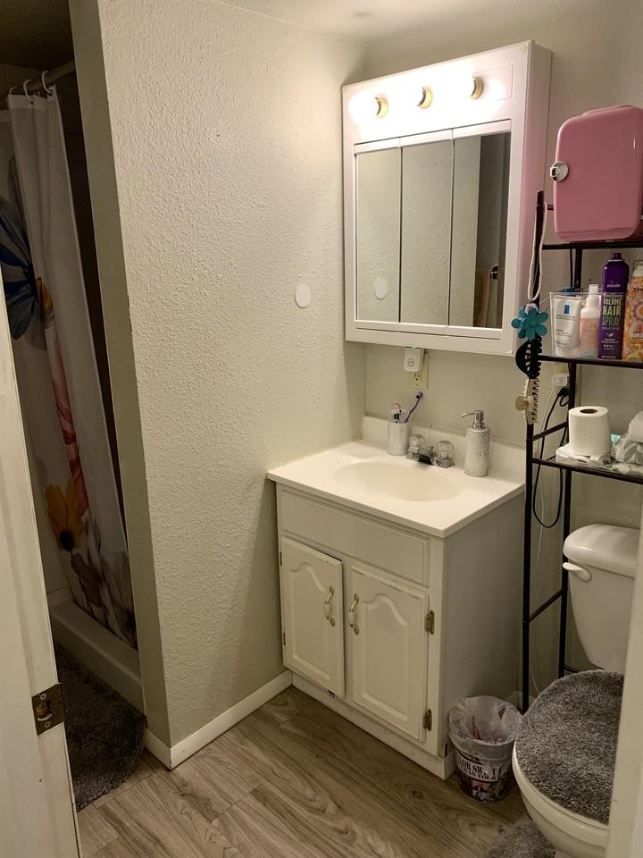 653 N 7th St #2 - Photo 5 of 7