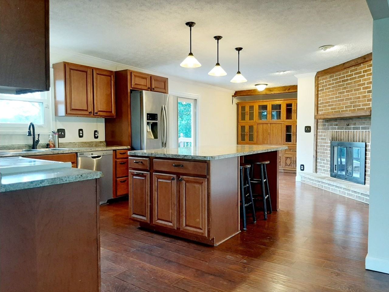 117 Diamond Ct #1 - Photo 5 of 28