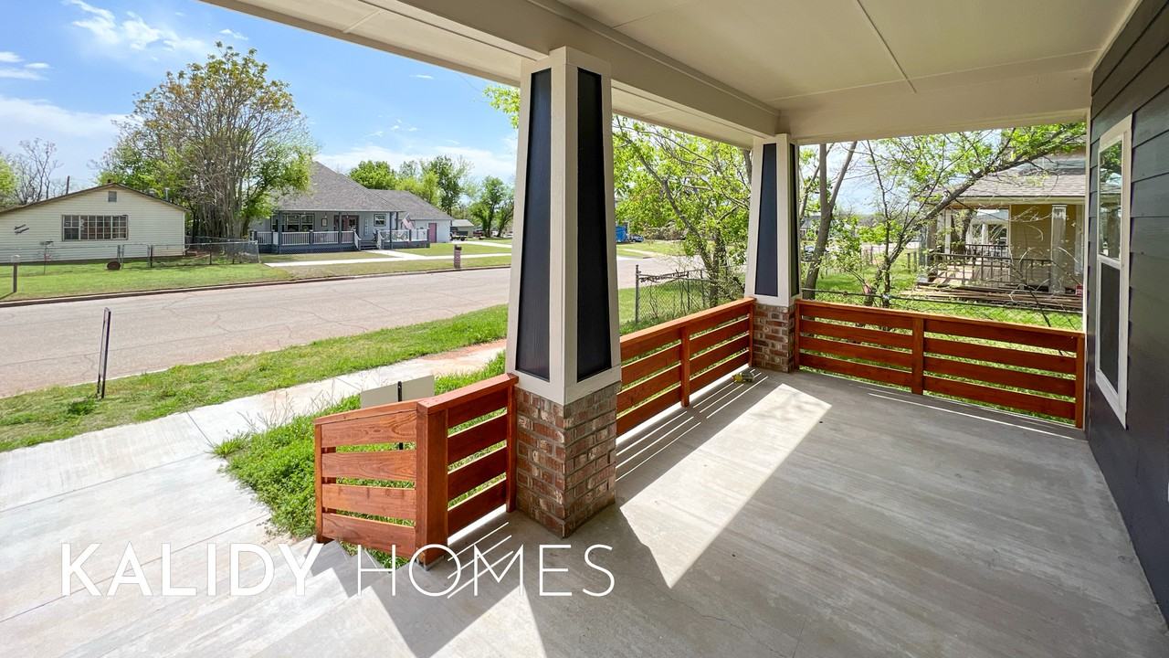 716 E Springer Ave #1 - Photo 5 of 38