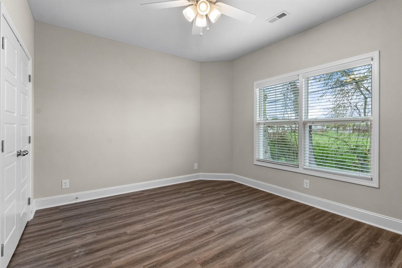 202 Burch Rd Bldg B #4 - Photo 6 of 19