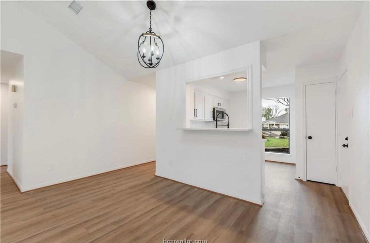 503 Lansing Ct - Photo 6 of 18