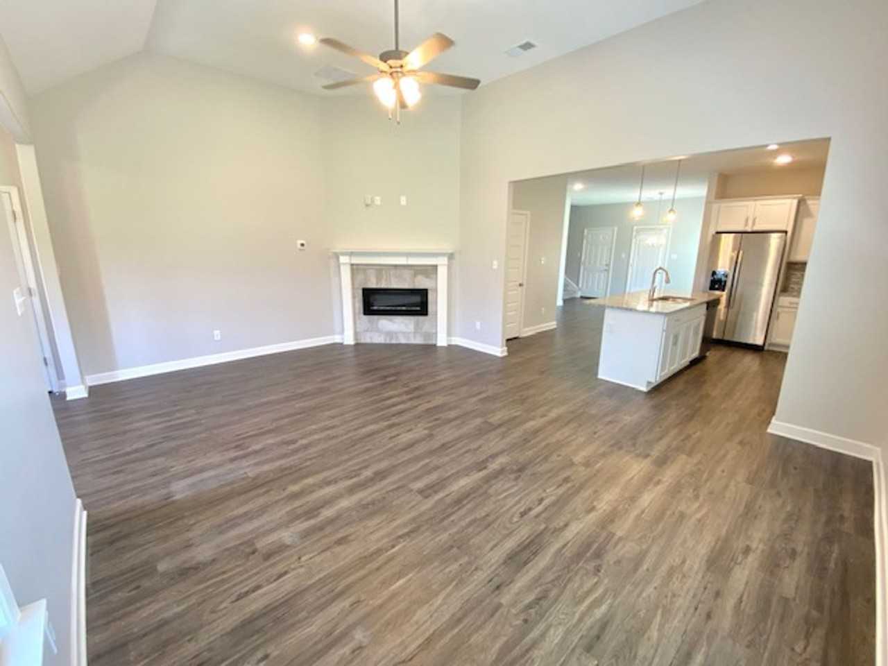 335 Azalea Dr - Photo 2 of 17