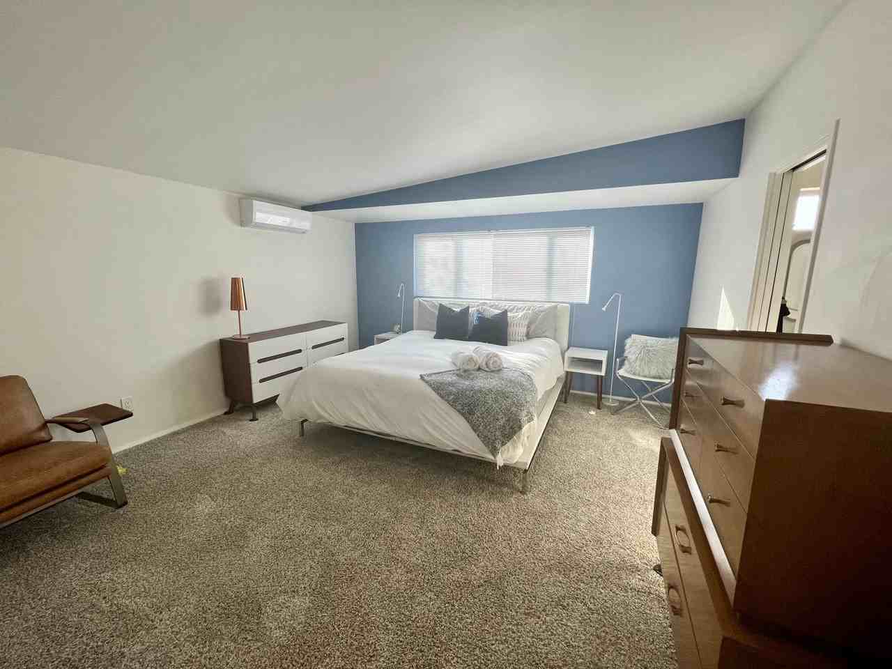 5673 Skyview Ln - Photo 5 of 39