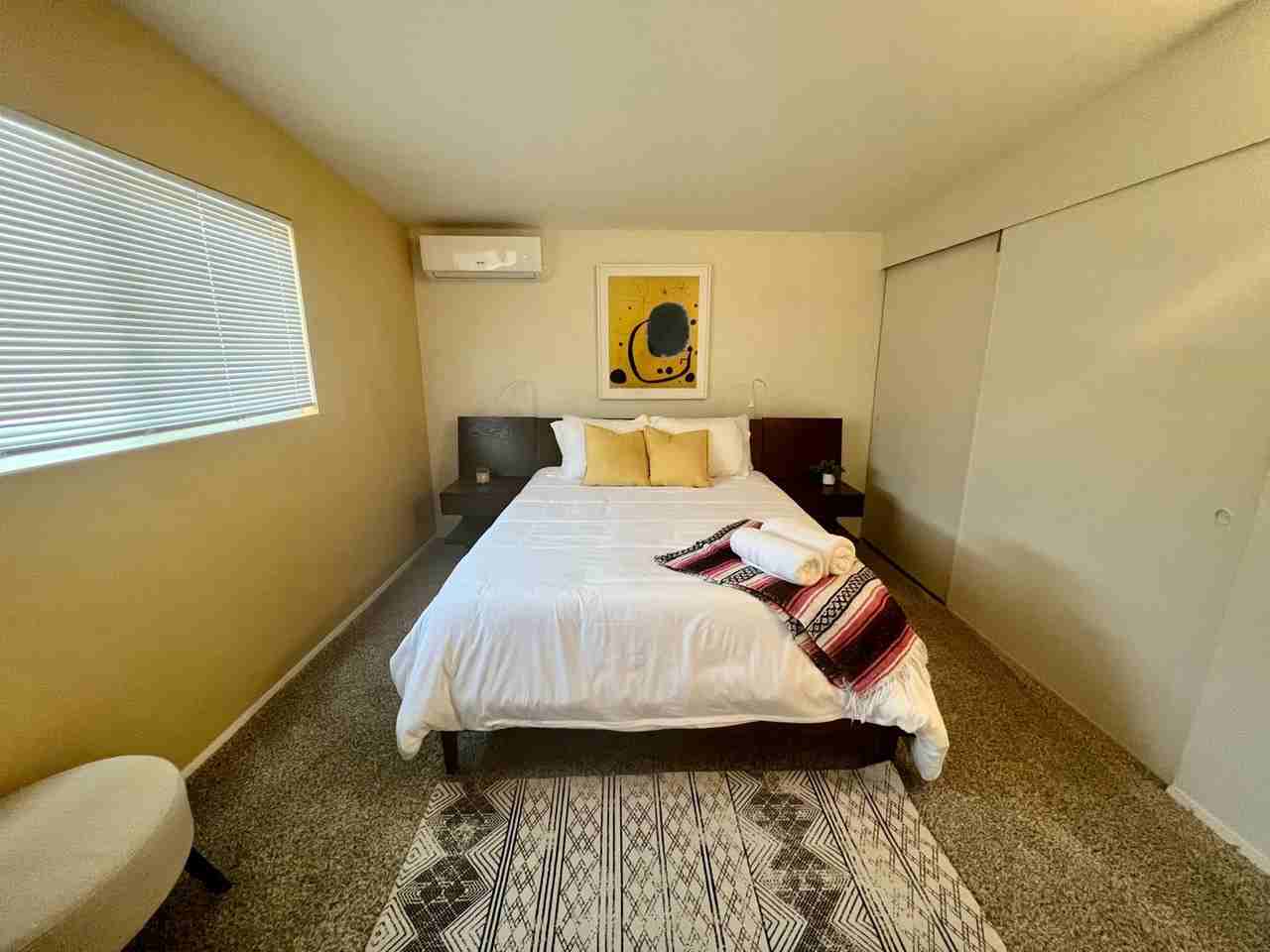 5673 Skyview Ln - Photo 4 of 38