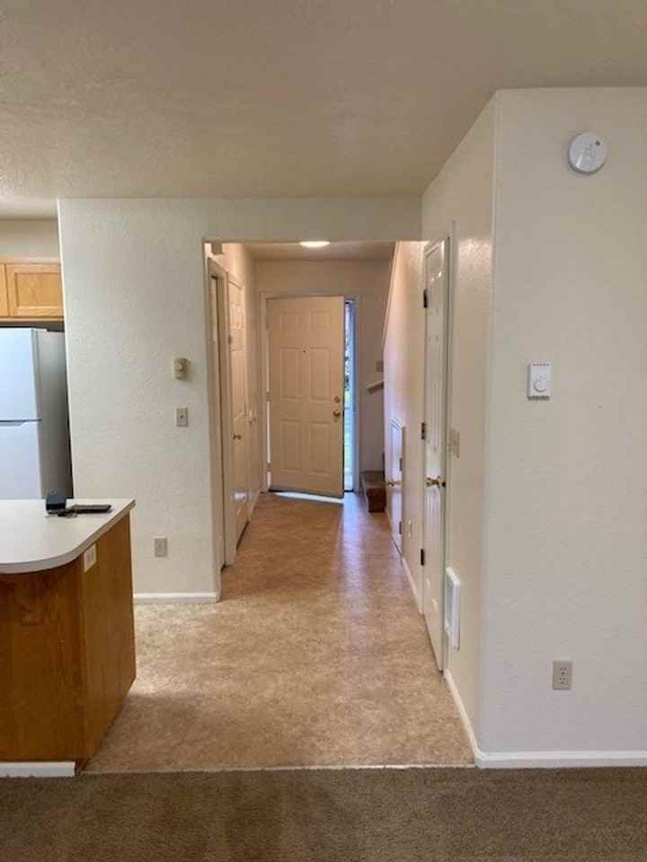 2793 S Cloverleaf Loop - Photo 2 of 26