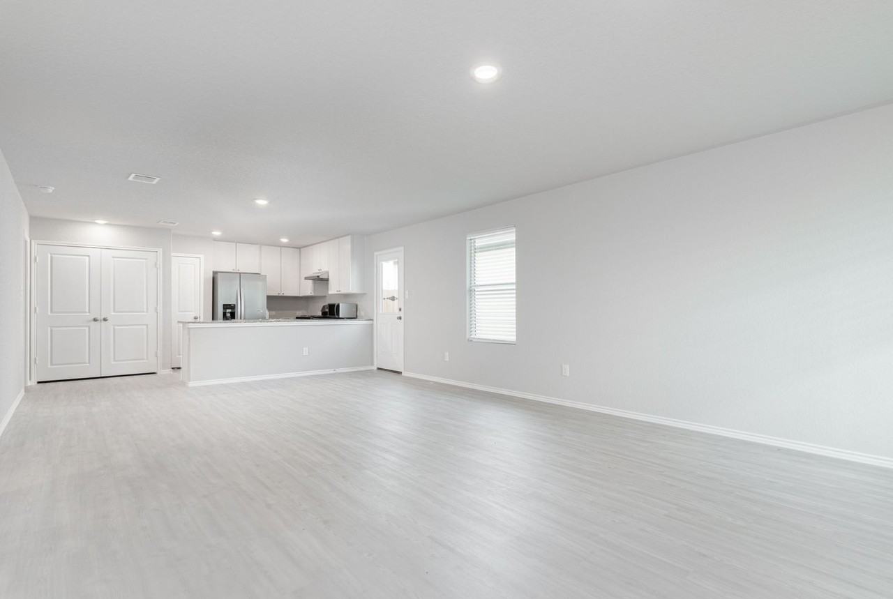 563 Filibusters Trl - Photo 3 of 15