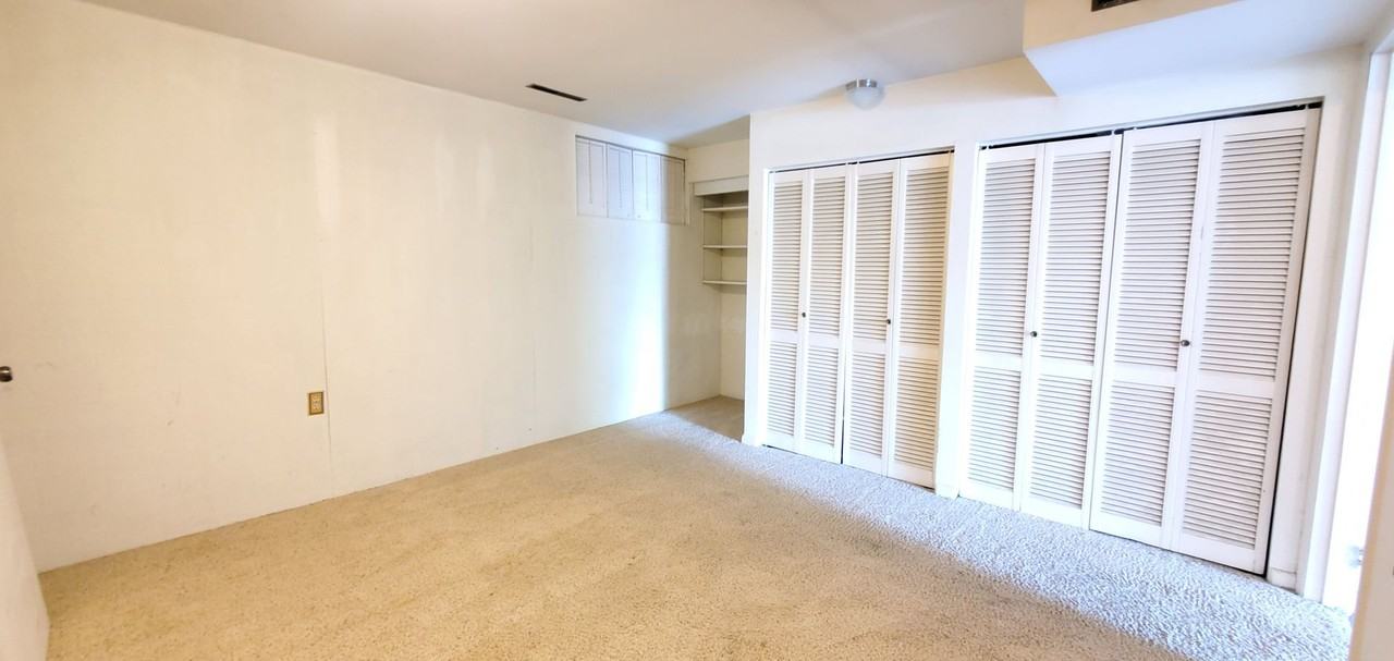 1510 9th St W - Photo 3 of 22