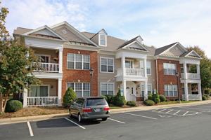 featured image of 1052 Glenwood Station Ln #201