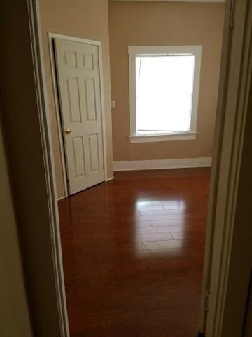 1615 Collins Avenue - Photo 4 of 14