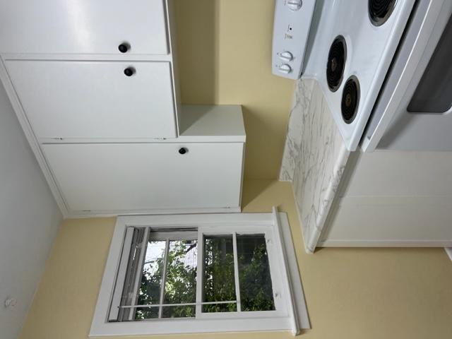 217 Fleming St - Photo 2 of 13