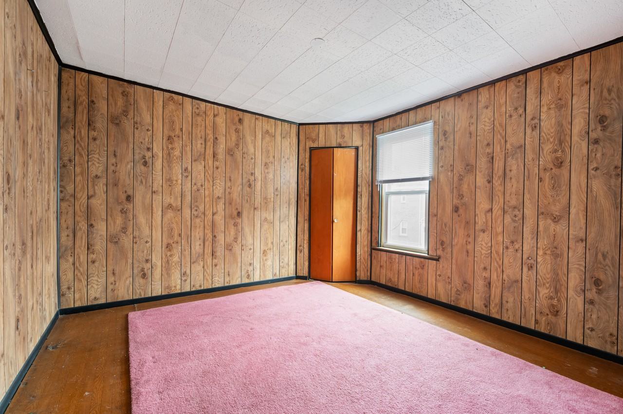 134 Corey Ave - Photo 3 of 15
