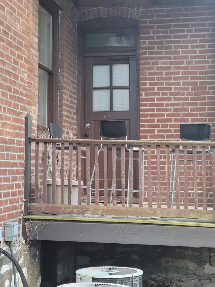 1415 Mccausland Ave - Photo 3 of 21