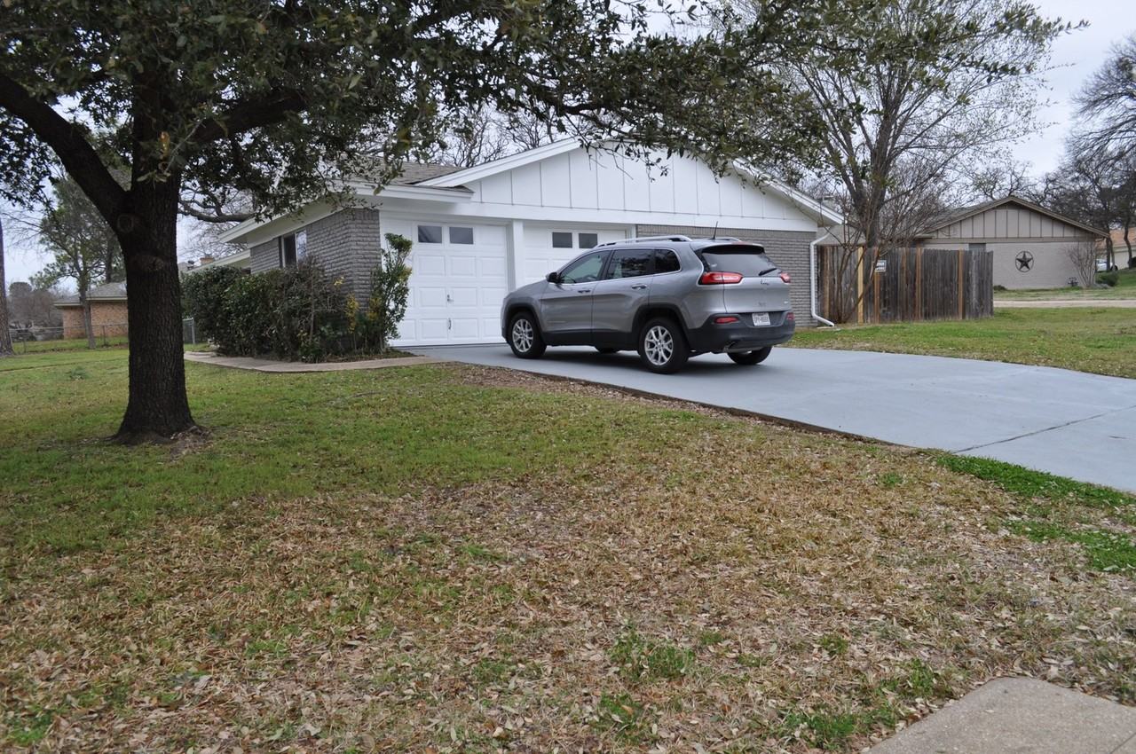 2232 Shady Brook Dr - Photo 3 of 45