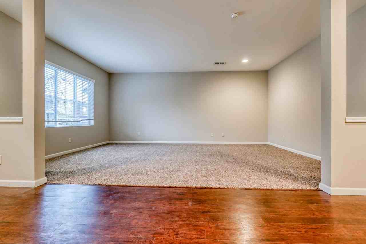 6232 Ne Sherborne St - Photo 2 of 27