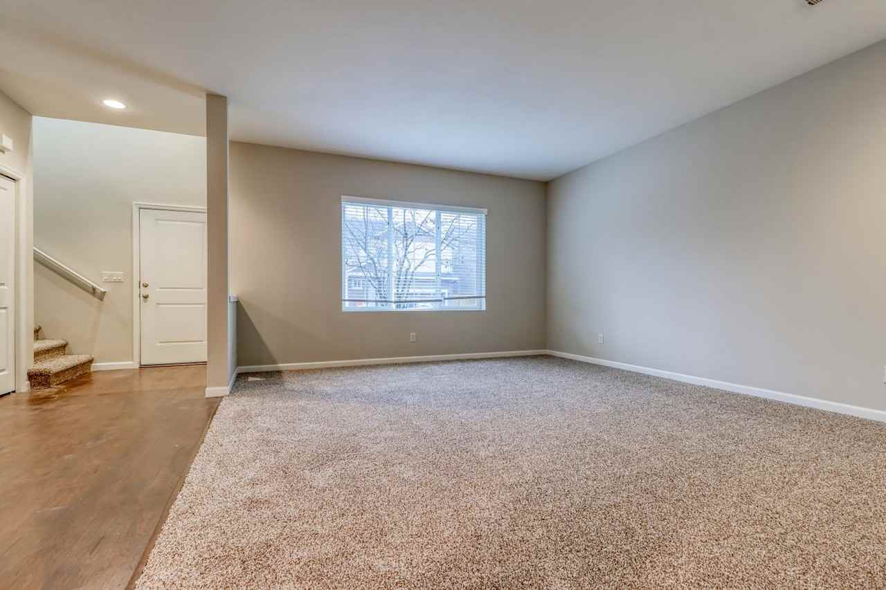 6232 Ne Sherborne St - Photo 3 of 27