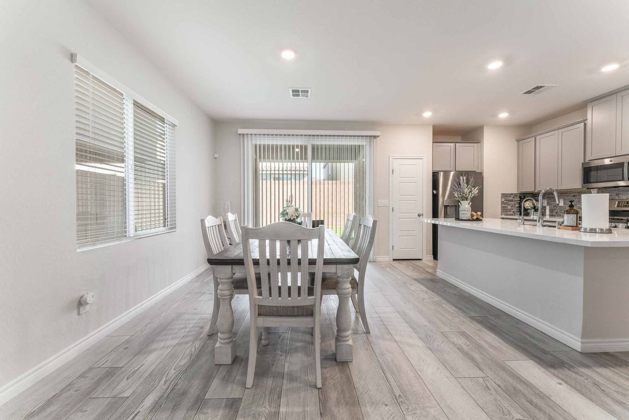 4436 Panoramic View Ave - Photo 5 of 27