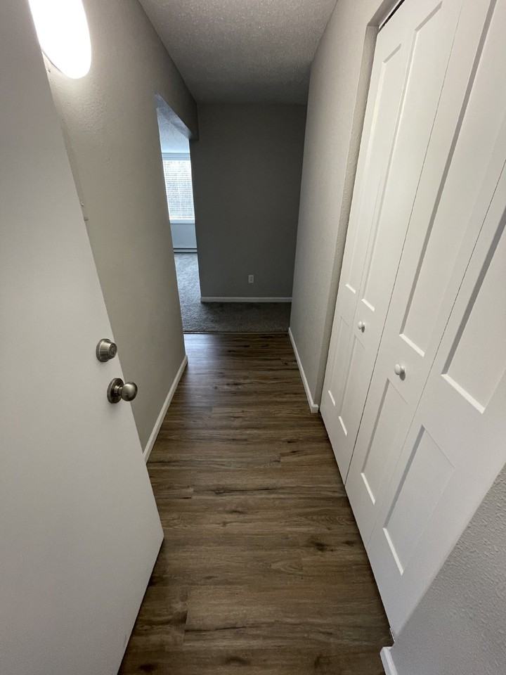 340 15th Ave W #222 - Photo 3 of 18