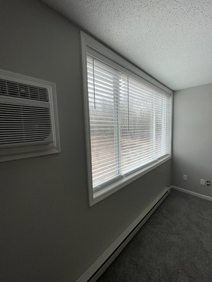 340 15th Ave W #222 - Photo 6 of 18