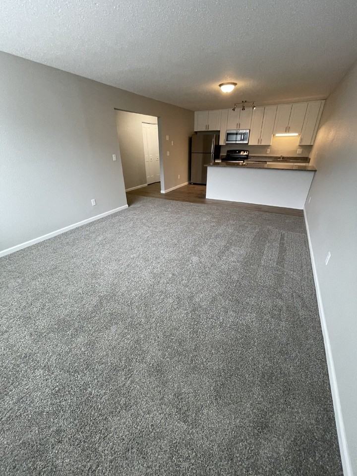 340 15th Ave W #222 - Photo 7 of 18