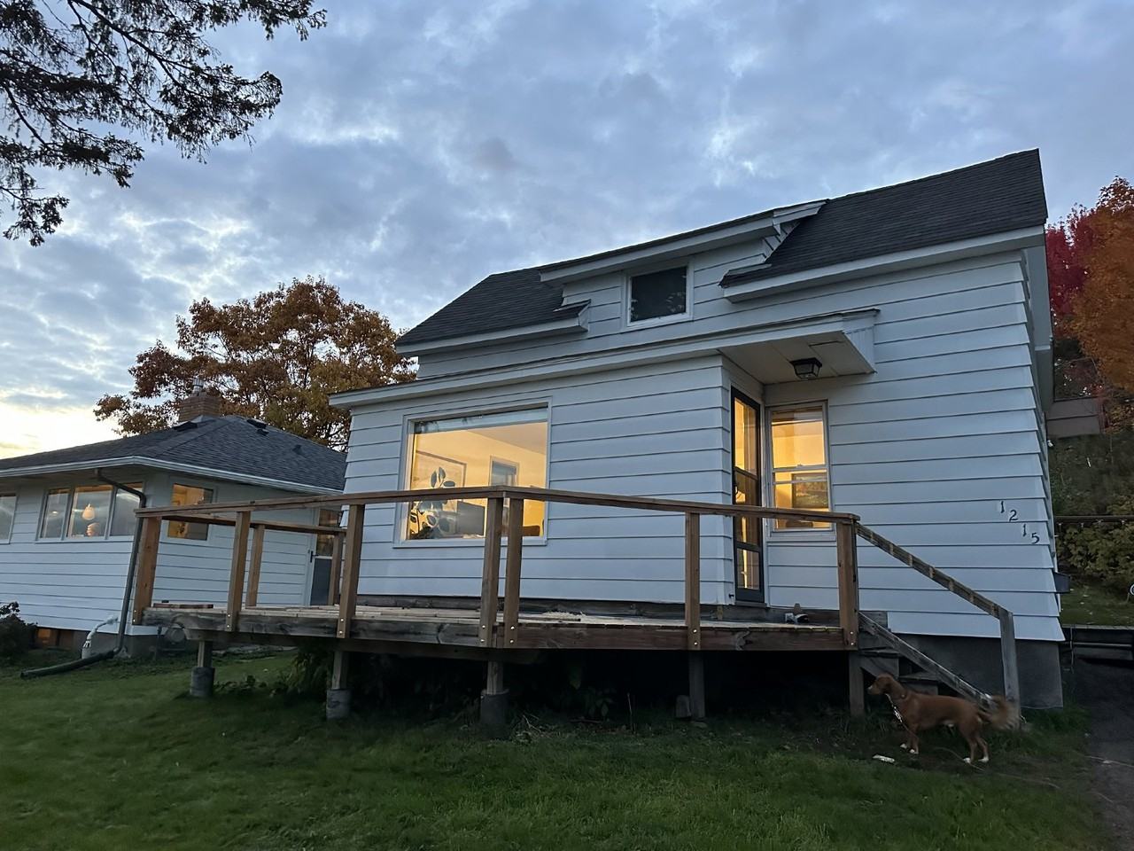 1215 E Skyline Pkwy - Photo 2 of 40