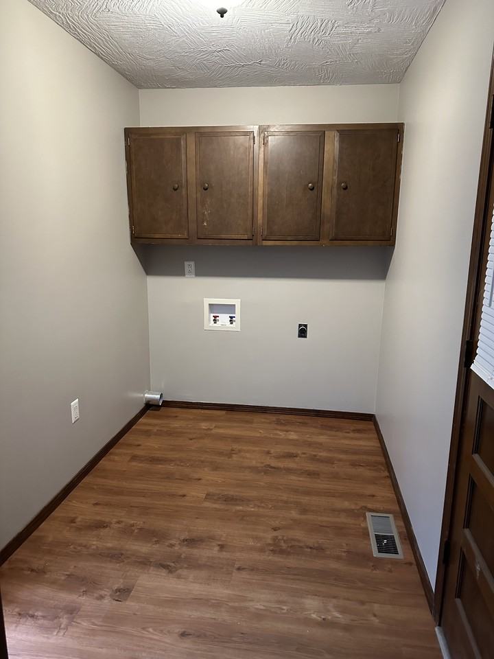 10675 Willard Mo #NA - Photo 2 of 18