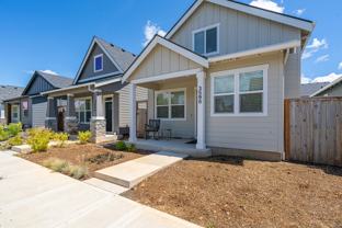 3598 Ne Jacob St #NA - Photo 1 of 1