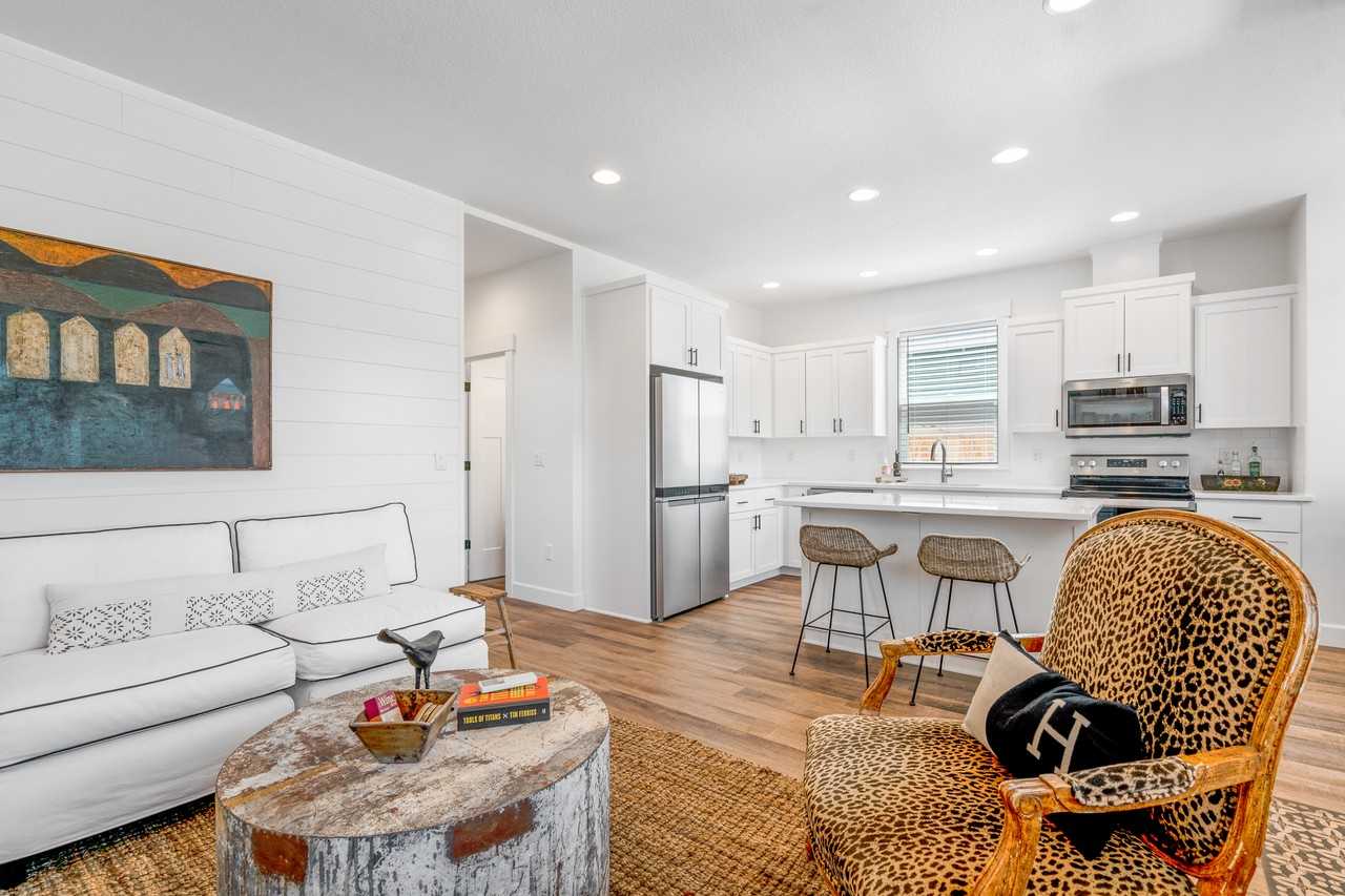 3598 Ne Jacob St #NA - Photo 5 of 14