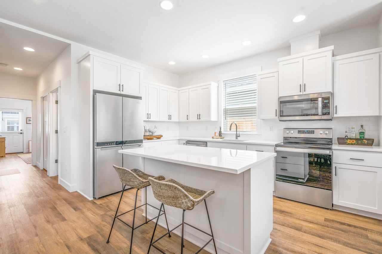 3598 Ne Jacob St #NA - Photo 6 of 14