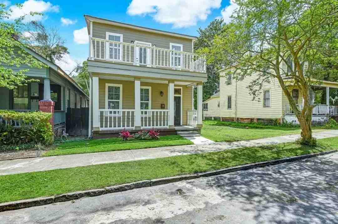 513 E 33rd St #NA - Photo 3 of 30