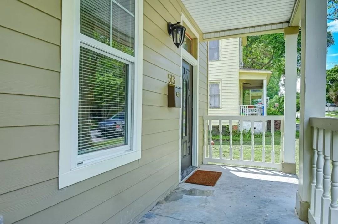 513 E 33rd St #NA - Photo 2 of 30