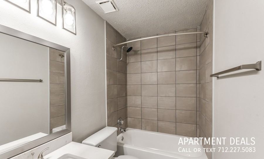 10606 Six Pines Dr #1386 - Photo 3 of 5